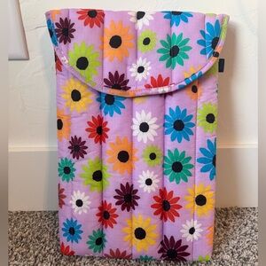 Baggu puffy laptop sleeve—wild daisy